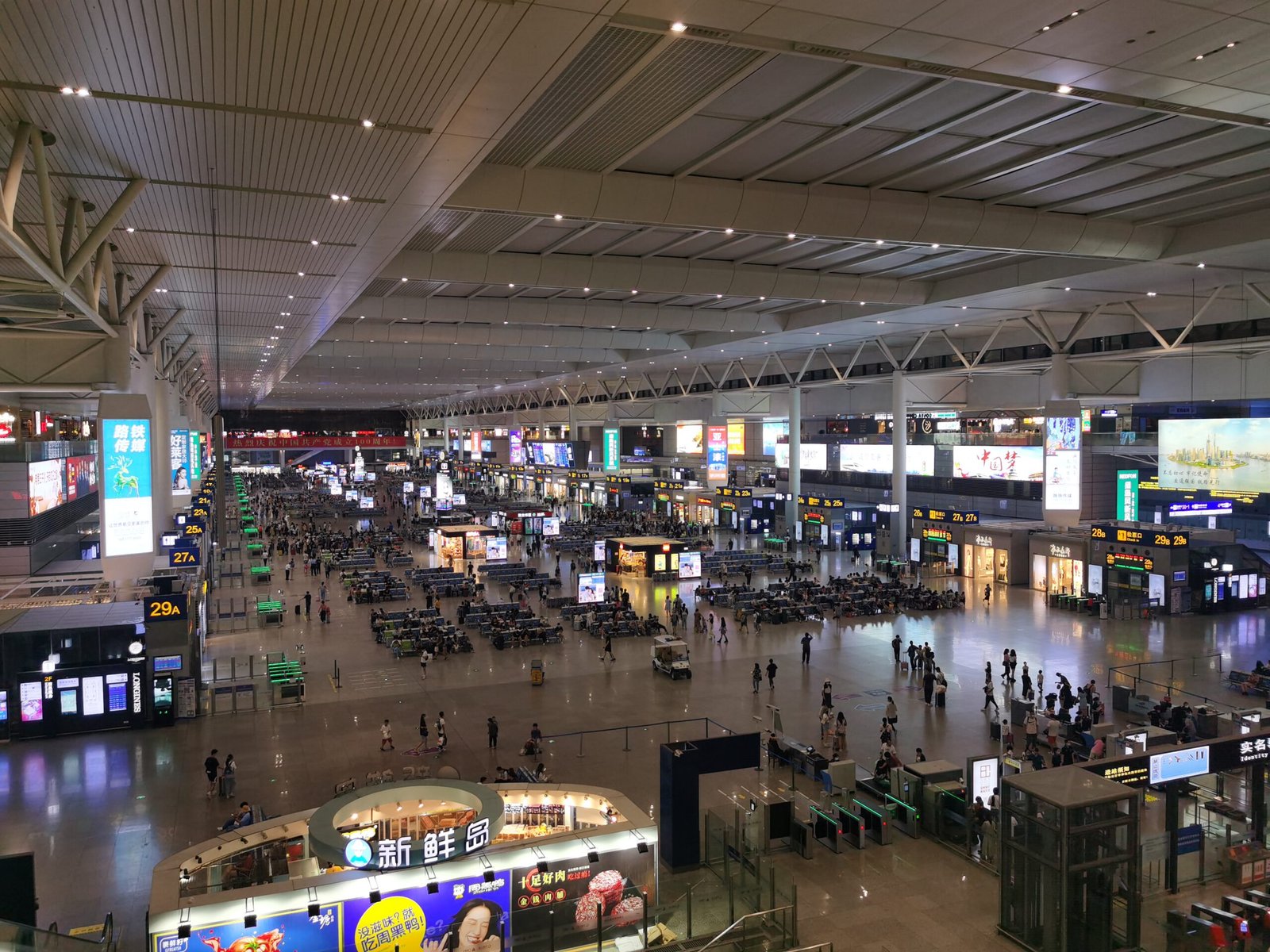 The vast concourse of Shanghai Hongqiao Railway Station, one of China’s busiest high-speed rail hubs