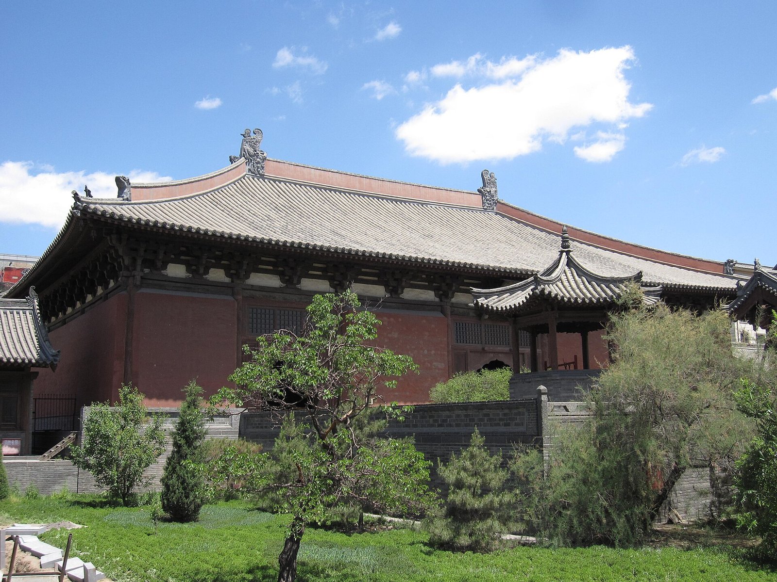 The main hall of the Shanhua Temple in Datong, a Liao-Jin timber building