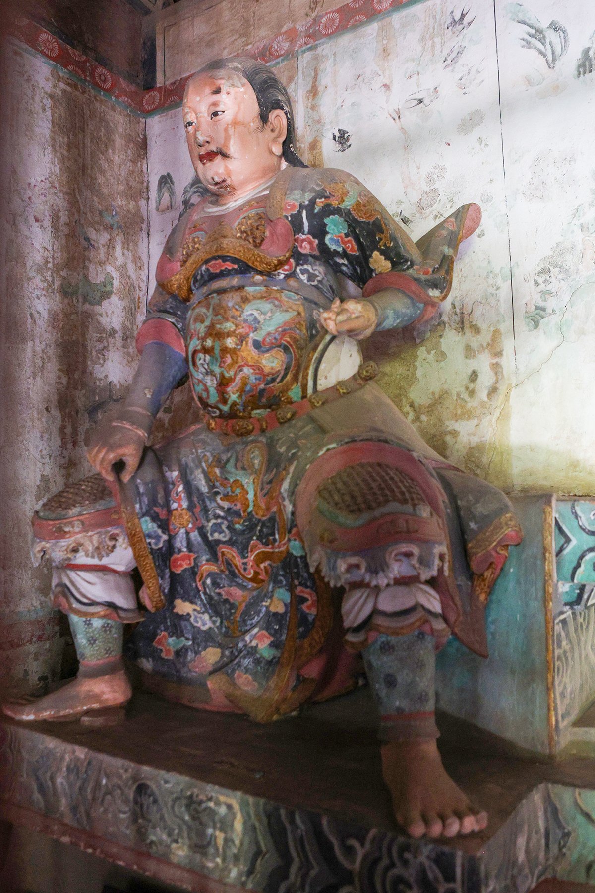 A painted clay figure at Yuhuang Temple, Zezhou